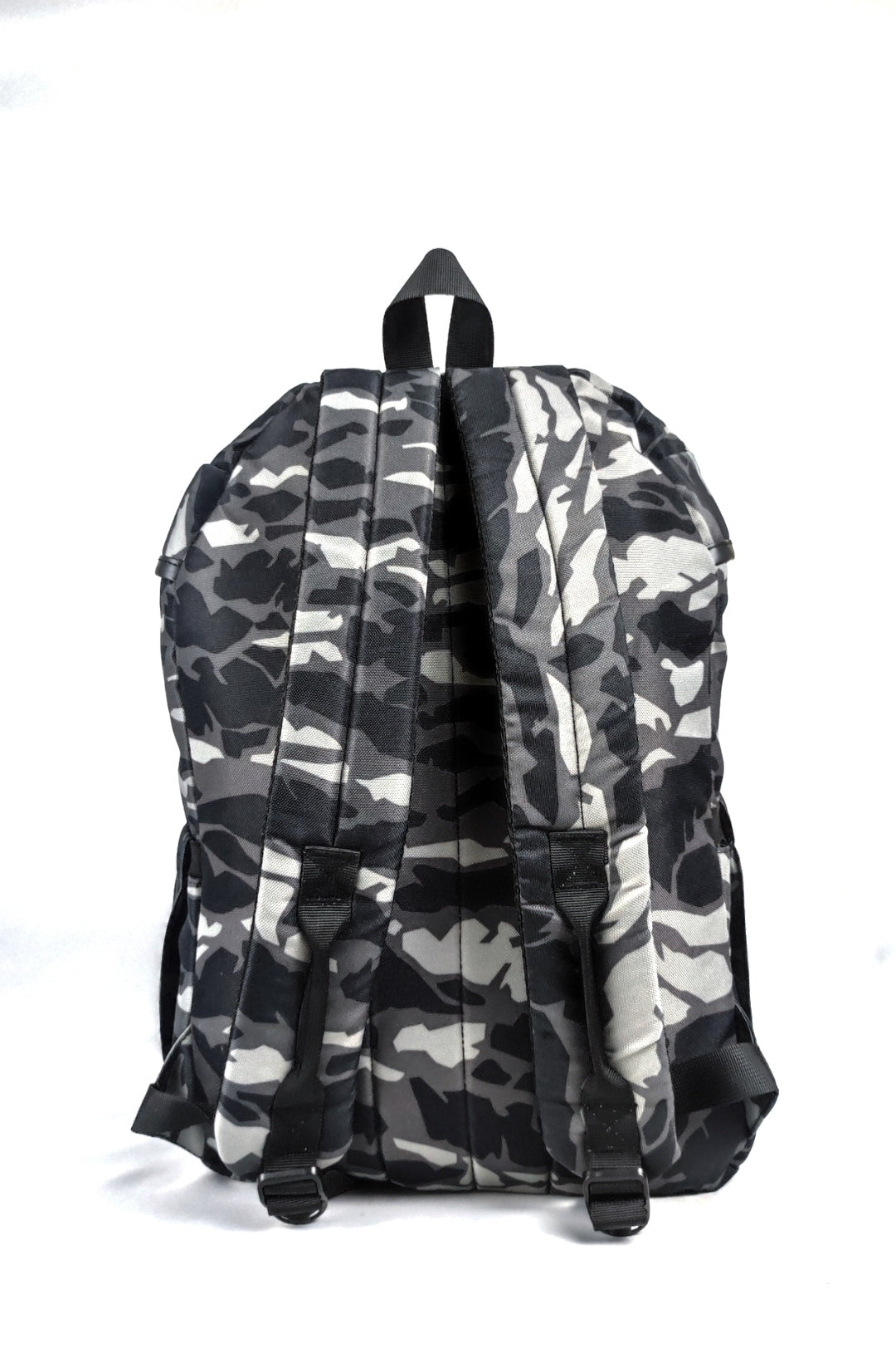 MINI-CAMPERA NEGRO CAMUFLADO